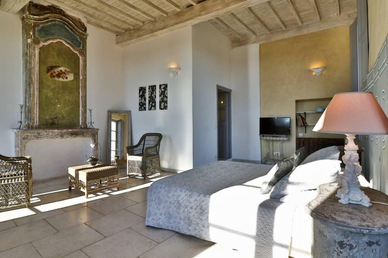 Bed and Breakfast Le Posterlon Caumont-sur-Durance Экстерьер фото